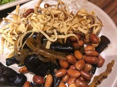 小菜-东巴人鱼豆花火锅(幸福街店)