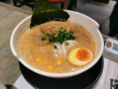 一乐豚骨拉面-火影忍者一乐拉面(环球港店)
