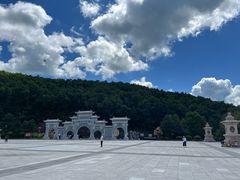 -六鼎山文化旅游区