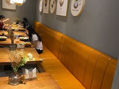-POKEE VIA&Brunch·维娅(重庆来福士店)
