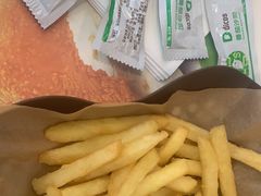 -德克士(安新百隆购物店)
