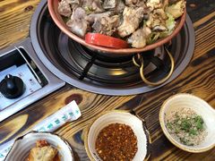 -阿婆情腊排骨火锅(金虹路店)