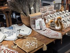 -纳鲁孜·新疆特色餐厅(上海悦荟广场店)