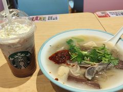 -星巴克臻选(周浦万达店)