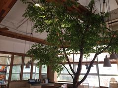 -蜜桃餐厅·伴山(湖滨商业街店)