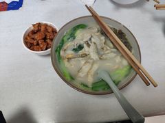 -明呈黄鱼面馆(斜土路店)