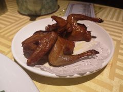 招牌烤乳鸽-石岐佬中山菜馆(张溪店)