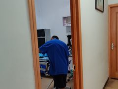 -灵美宠物诊所