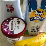 简单又美味的香蕉奶昔冰激凌