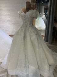 -Lady  Jane高端婚纱礼服馆