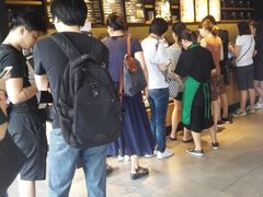 -星巴克臻选(莘庄仲盛店)