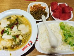 -南城香·饭香串香馄饨香(青年路店)