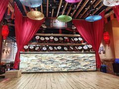 -老滇山寨•云南特色菜•地方菜•民族风情歌舞表演(金碧店)