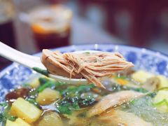 -苏亦铭馄饨店(凤凰西街店)