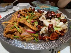 脆鱼牛仔骨-小鱼小牛·鱼牛干锅·脆鱼火锅(世欧广场店)