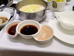 -红鼎豆捞·非遗鲍皇汤火锅(宝丰路店)