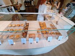 -VERIE BAKEHOUSE