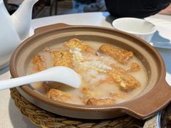 手工海鲜豆腐煲-潮州府·潮菜·砂锅粥(徐家汇店)