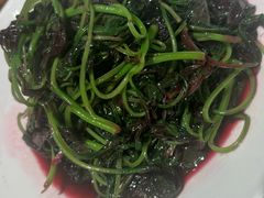 -黄泥岗·地道湖北菜(奥特莱斯店)