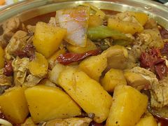 -牛一嘴·兰州牛肉面·大盘鸡(财富中心店)