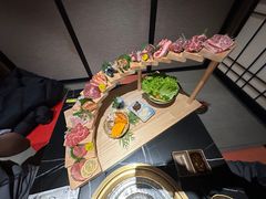 -山川小町·极番烧肉(新地假日广场店)