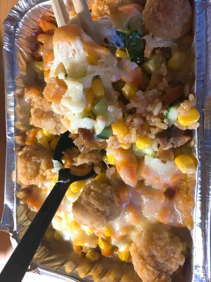 中午点了一份外卖 包装不错 味道可以 「奥尔良芝士焗饭」