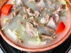 -阿婆情腊排骨火锅(金虹路店)