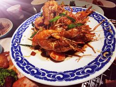 老头儿油爆沼虾-老头儿油爆虾·知味杭州(爱琴海购物中心)