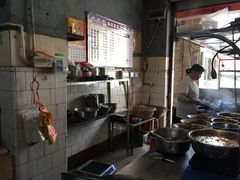 -炳记牛味粉店(四坊路店)