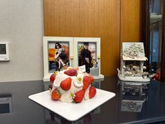 -花花卷卷·鲜食蛋糕(静安久光百货店)