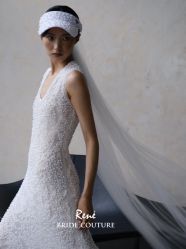点击看大图 -GODDESS WHITE婚纱礼服(鹏城动力大厦店)
