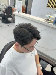 -尤司男士国潮理发馆