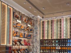 -VENCHI 闻绮(上海佛罗伦萨小镇店)