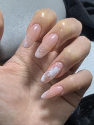 -槿里日式美甲工作室