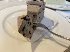 -Fridi Patisserie Cafe