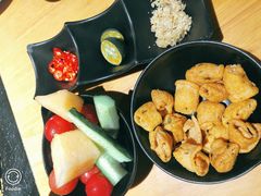 -洪氏嗨捞·广东猪肚鸡·椰子鸡火锅(西咸万象城店)
