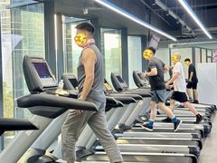 -超鹿运动(五四路恒力城店)