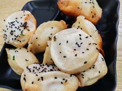 -香山胡记吴江路生煎(灵山路店)