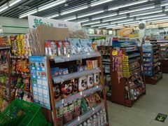 零售区-全家便利店(东直门店)