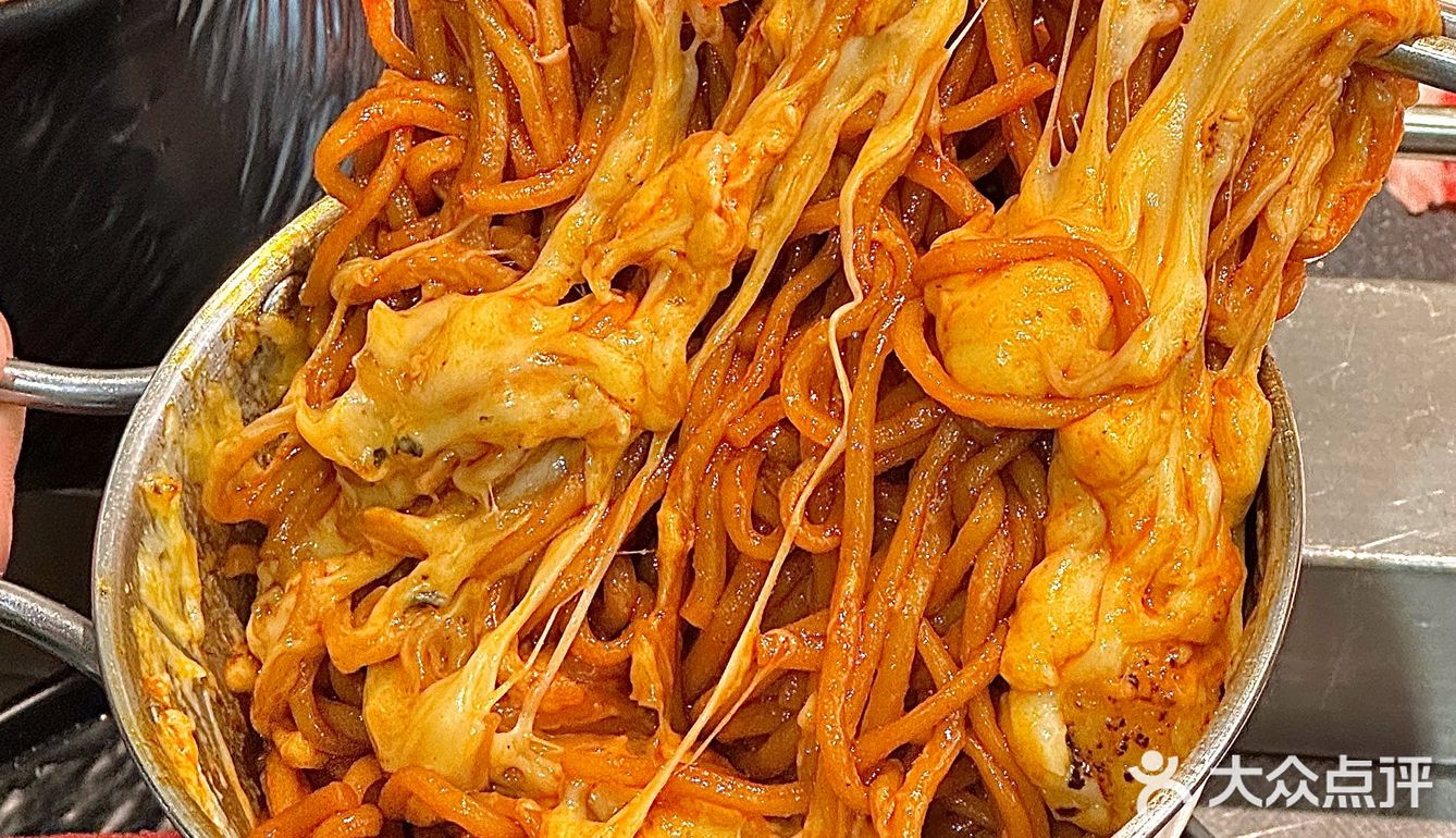 来建设路只办一件事。。。