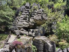 -梭布垭石林景区