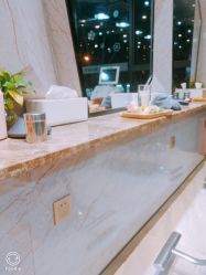 -PE SALON
