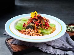 -街角等你.大连海鲜烧烤.经典铁板海鲜串(西安路店)