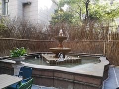 -潮一不贰·法式甜品·生日蛋糕·西式简餐(外滩店)