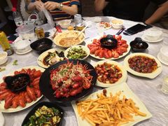 -巴厘龙虾·榜首油焖大虾(音乐学院·沿江酒馆店)