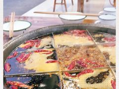 -行是老火锅(恒大御龙天峰店)