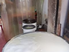 -云南大锅豆浆店