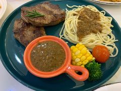 -丽莎沙拉轻食餐厅(国贸店)