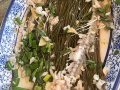 -云河农家乐饭店(福禄缘树山店)