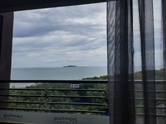 -三亚湾海居铂尔曼度假酒店